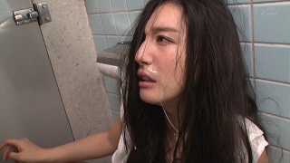 【有码】美女误闯男厕结果被强迫口交古川伊织